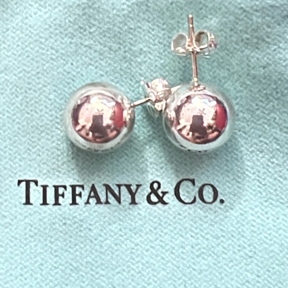 Authentic Preloved Tiffany & Co. 925SS 10mm Graduated Ball StudEarrings - Picture 3 of 3